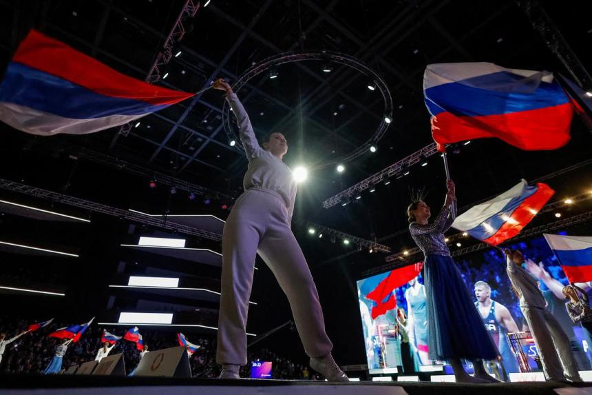 Список российских спортсменов сократился после того, как спортивные боссы отвергли условия МОК